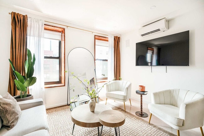 Photo - 319 E 14th St Unit ID1238449P