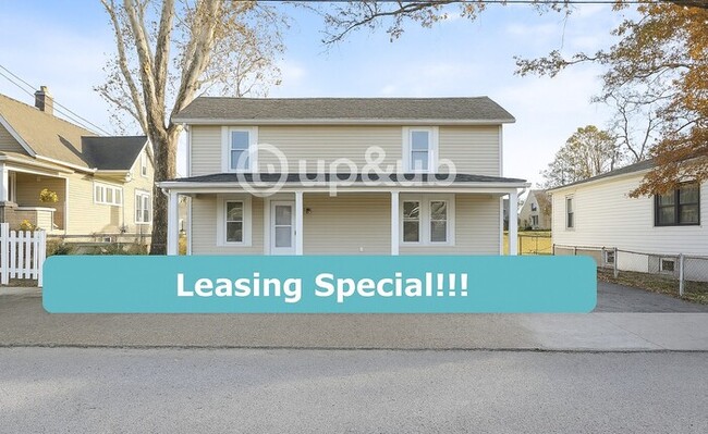 Building Photo - Fantastic 3bd/1ba home! Let yourself in!