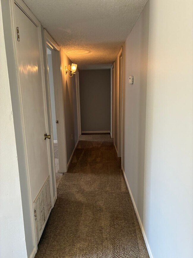 Photo - Comfortable West End Home