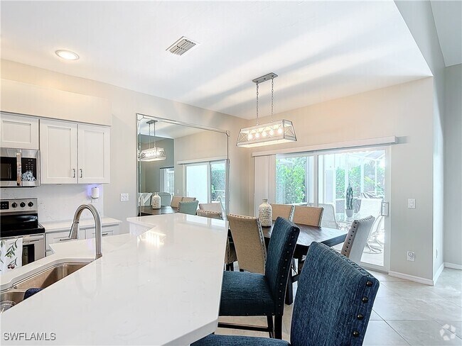 Building Photo - 7157 Falcons Glen Blvd Rental
