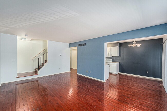 Photo - 3054 Forest Creek Ct