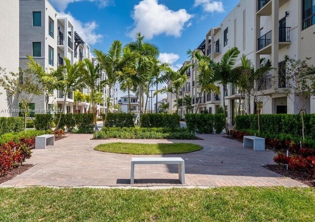 Photo - 4700 NW 84th Ave Unit 12