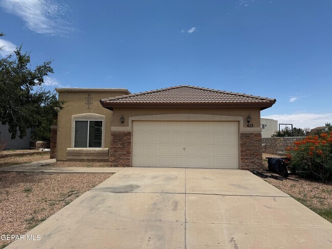 Photo - 613 Valley Plum Ave House