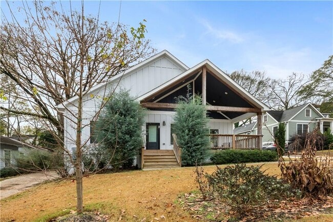 Photo - 1393 Glenwood Ave SE