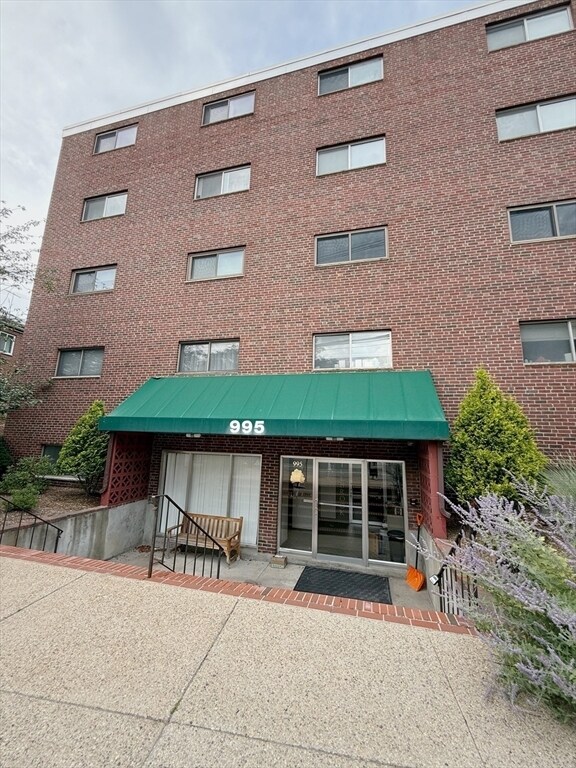 Building Photo - 995 Massachusetts Ave Unit 310 Rental