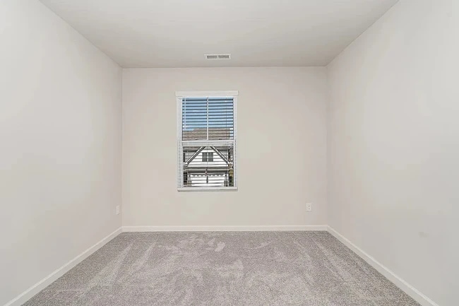 Photo - 549 Torrey Pines Ln