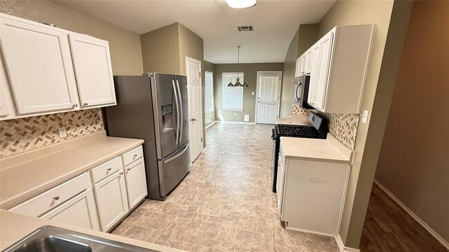 Photo - 317 McCarthur Dr