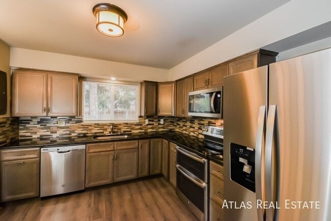 Photo - 5509 Escondido Dr