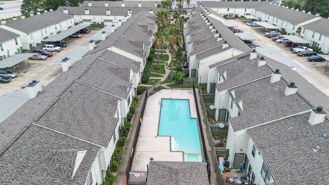 Photo - 8713 Village of Fondren Dr Unidad 8713