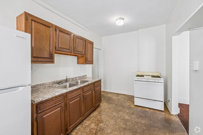 1BR, 1BA - 680SF - Kitchen