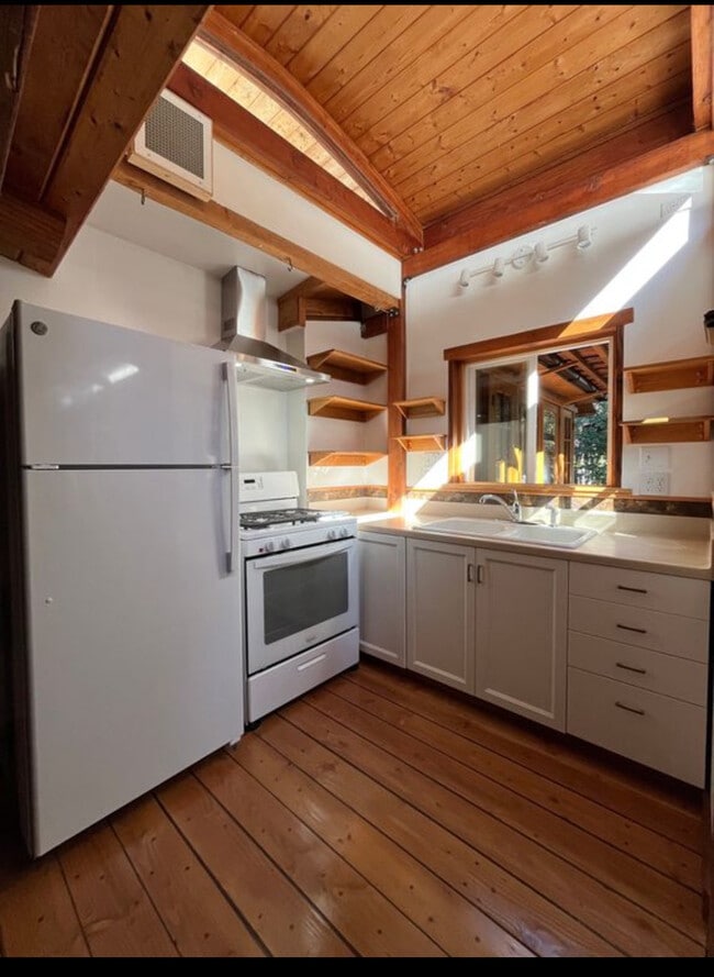 Photo - 1417 Old Topanga Canyon Rd Unidad 1417 Old Topanga Cyn. Rd.