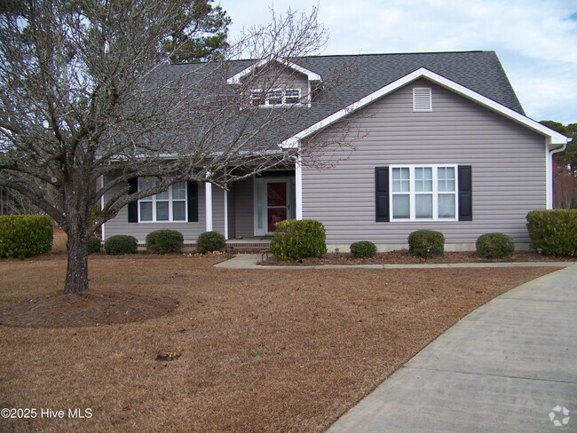 Building Photo - 206 Slow Ln Rental