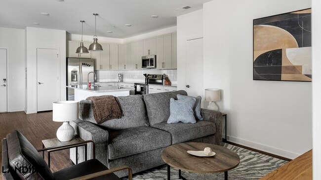 Building Photo - 2110 Birkhall St