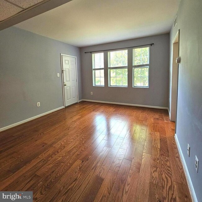 Photo - 1782 N Troy St Unit 702