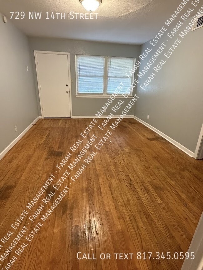 Photo - 729 NW 14th St