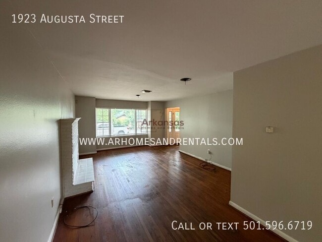 Photo - 1923 Augusta St
