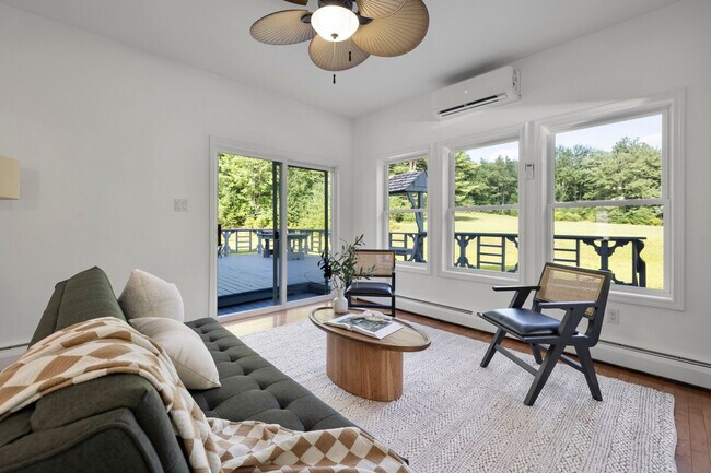 Photo - 163 Silver Lake Rd Unidad ID1375465P