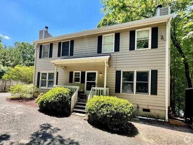 Building Photo - 3432-A Old Chapel Hill Road Durham, NC 27707 Rental