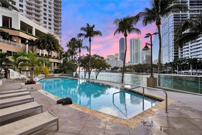 Photo - 901 Brickell Key Blvd