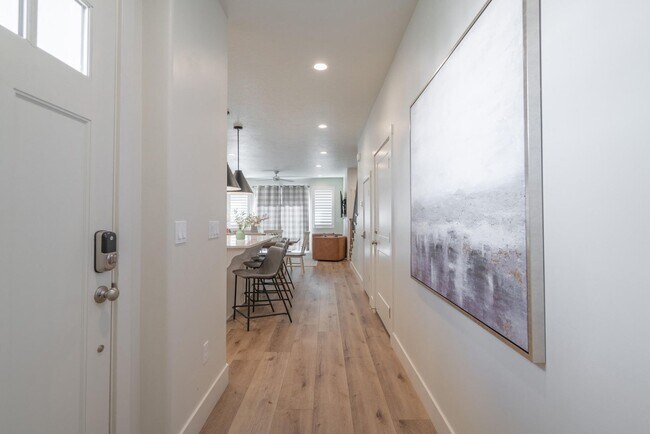 Photo - Flexible lease options! Spacious Townhome in Washington