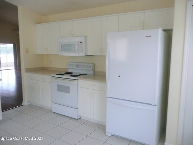 Photo - 1749 Sun Gazer Dr