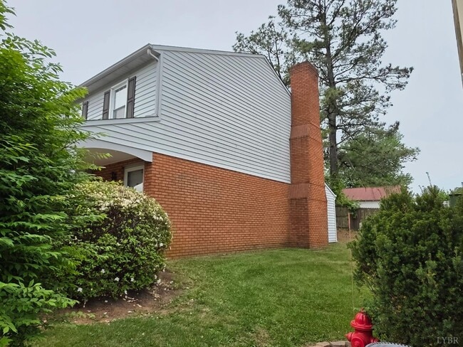 Photo - 42 Cavalier Ct