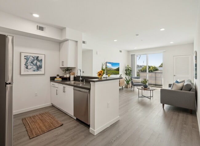 Photo - 3518 Chesapeake Ave., Los Angeles, CA 90016