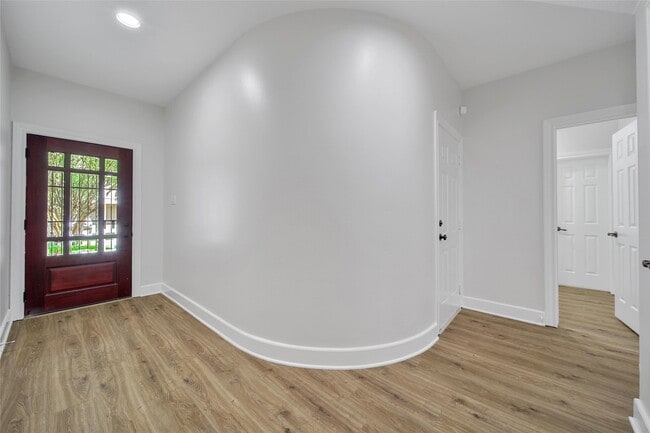 Photo - 5341 Kiam St