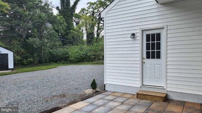 Photo - 629 Mineral Ave