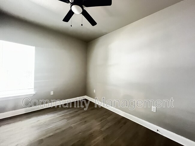 Photo - 637 Iberville St