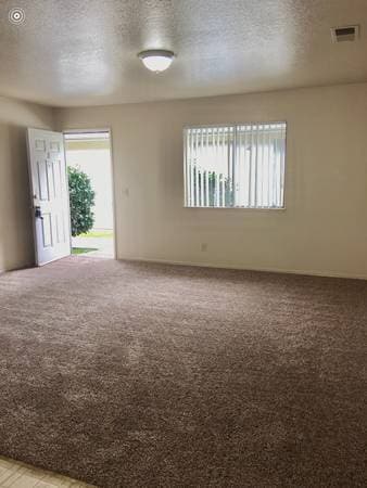 Living Room - 1768-1816 N Reed Ave