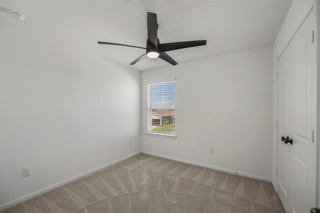 23403 Cranberry Grader Ln
