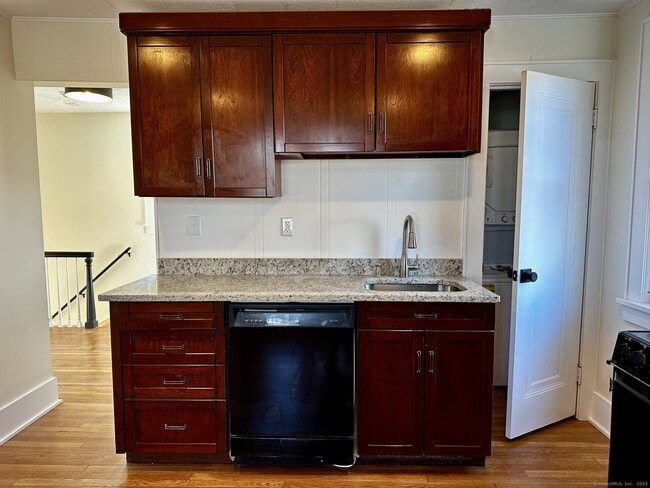 Photo - 336 Federal Rd