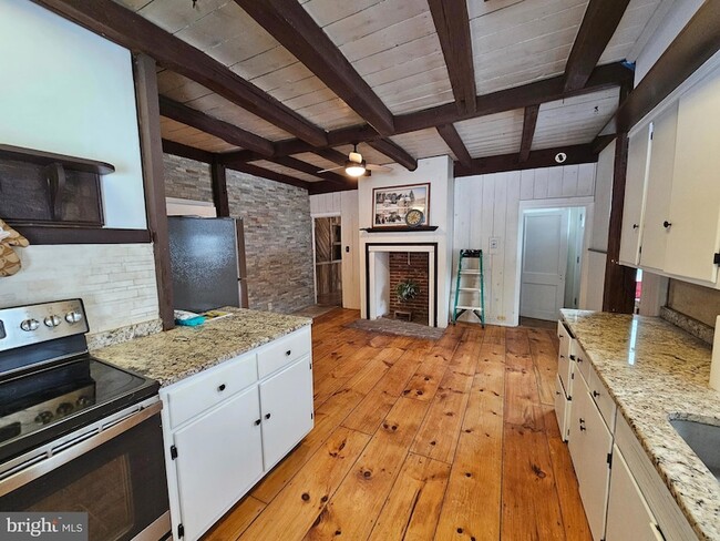 Photo - 2054 Swamp Pike