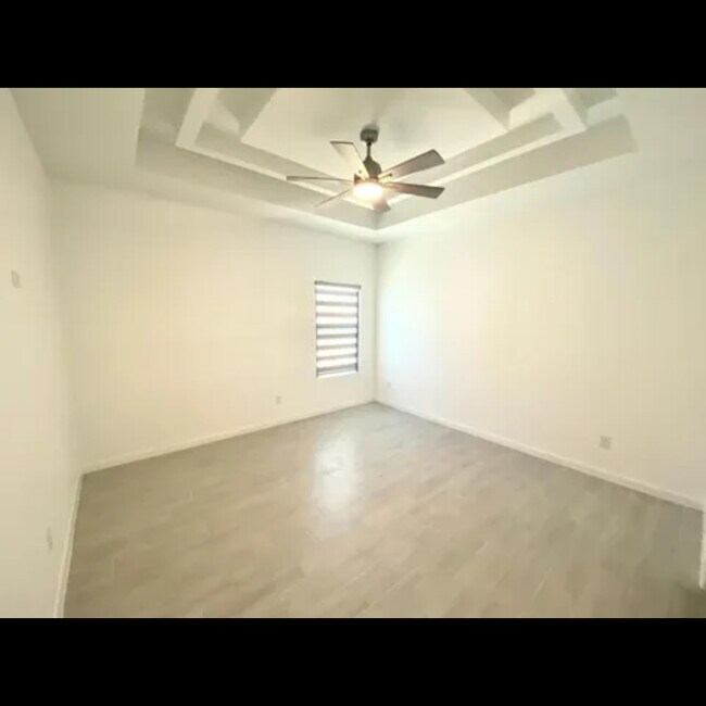 1721 W Sumitt Dr Unit 4