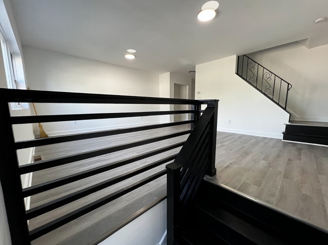 Photo - 1102 Ward St