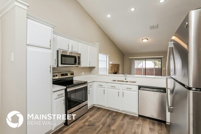 Photo - 616 Charing Cross Ct