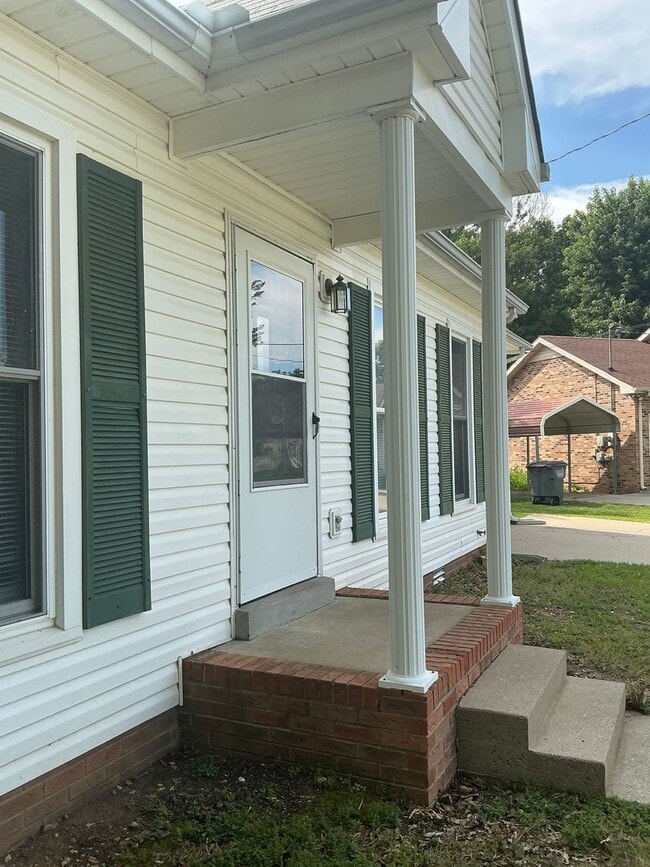 Photo - 910 Dolphin Ln