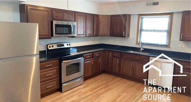 Photo - 6304 N Cicero Ave Condo Unit 2