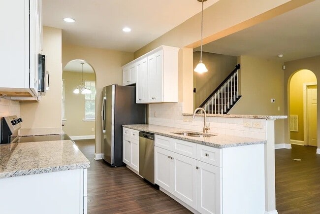 Photo - 65 Crest Cir