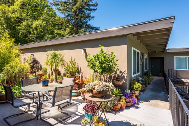 Photo - 2555 Sir Francis Drake Blvd Unit #24