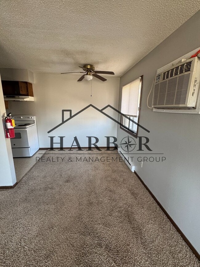 Photo - 1 Bedroom 1 Bath - SPECIAL: Lower rent for a 6 month lease. Unit 622