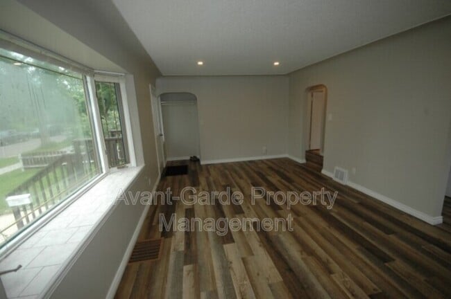 Photo - 8529-8583 83 Ave NW