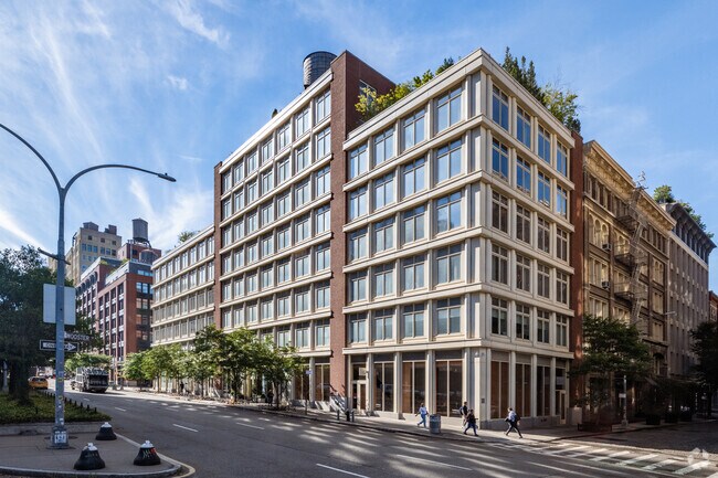 Northwest Corner - 145 Greene St Apartments