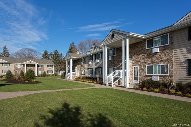 Building Photo - 305 Brook Ave Unit 305-2A