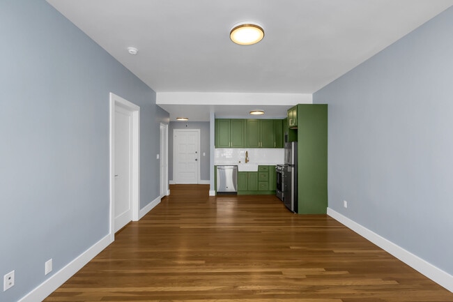 Photo - 2355 Leavenworth