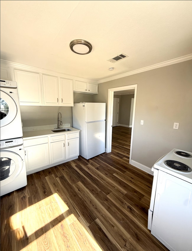 Photo - Grove St Unit C