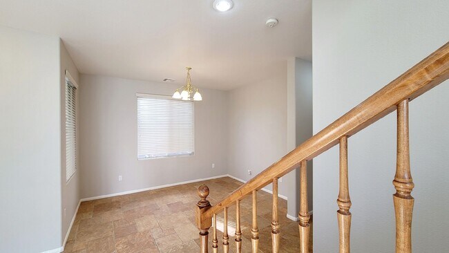 Photo - 8612 Splendid Leaf Ct - 4 bedrooms ,  2.5 ...