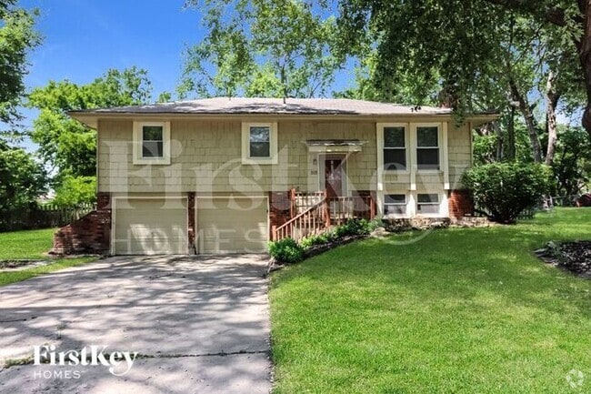Building Photo - 518 S Adams St Rental