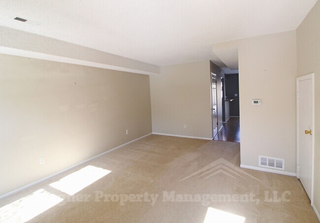 Photo - Fantastic Townhome
